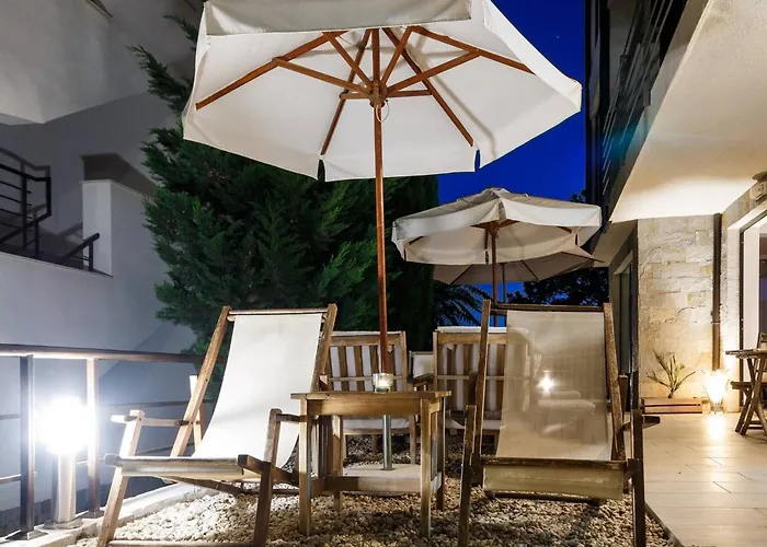 Seaside With 2 Bedrooms For Up To 5 Guests * Slantchev Briag